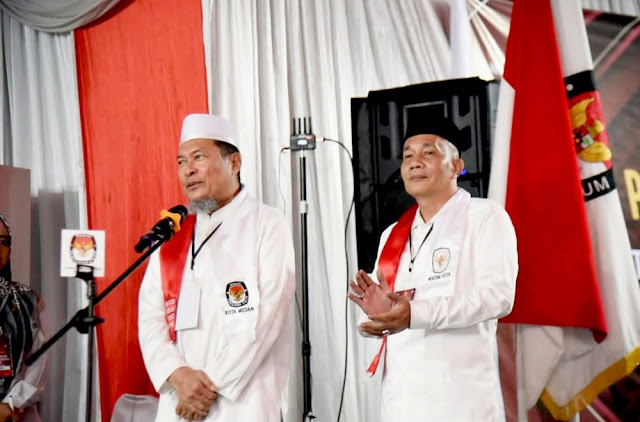 Pilkada Medan Resmi Diikuti 3 Paslon, Ada Dokter hingga Mantan Anggota DPRD