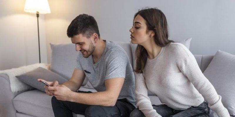 10 Tanda Seseorang Tulus Mencintai Kamu Apa Adanya