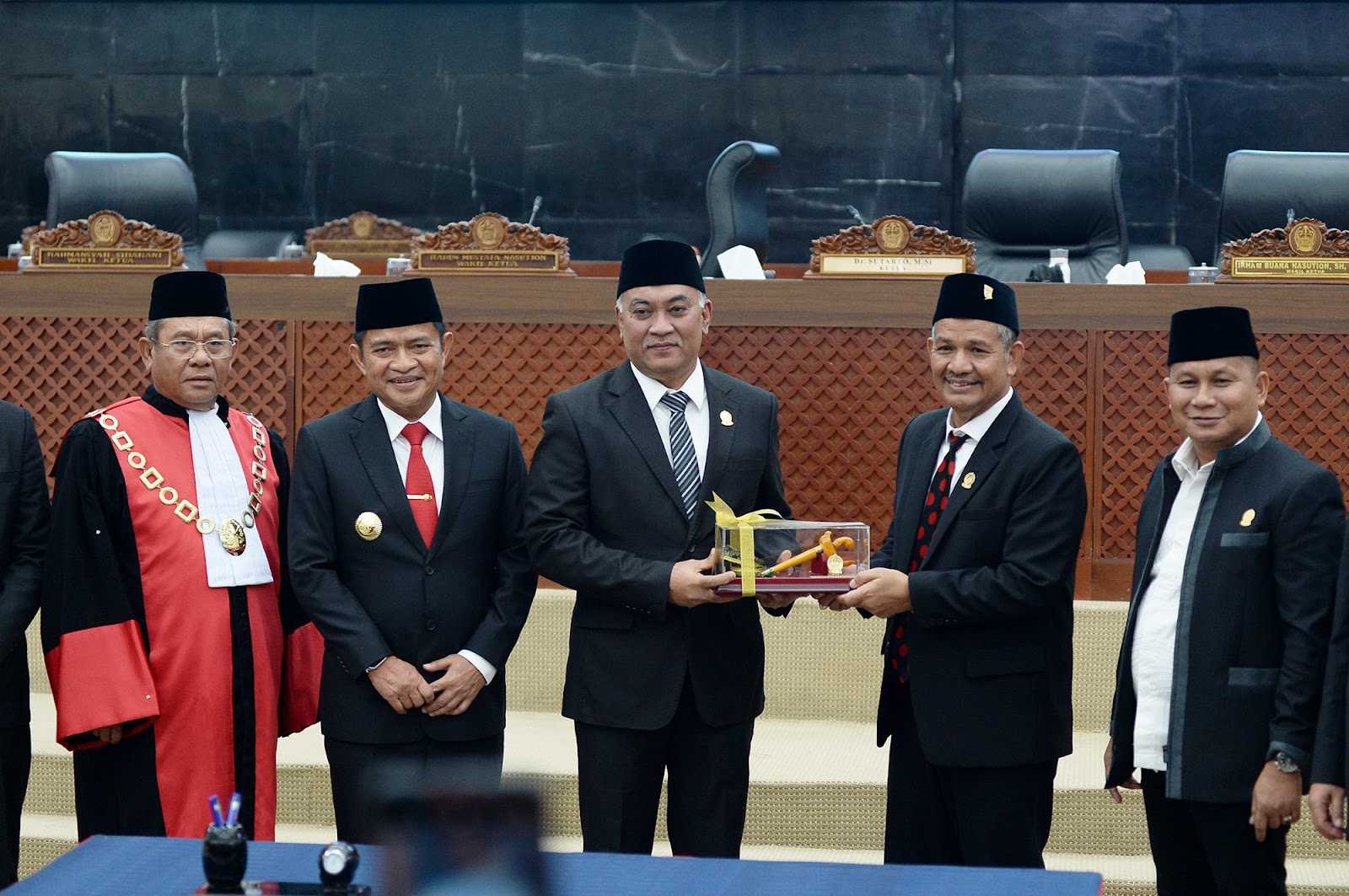 Sutarto Resmi Dilantik Menjadi Ketua DPRD Sumut