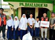 Rumah Zakat Salurkan 100 Paket Nasi Kafarat untuk Anak Panti Asuhan Bani Adam