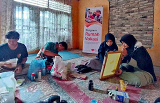 Rumah Zakat Latih Warga Batu Bara Teknik Sablon CMYK, Cetak Pelaku Industri Kreatif