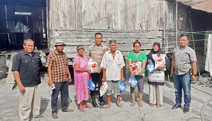 Warga Perbaungan Terharu Terima Bantuan Sembako dari Pemkab dan Polres Sergai