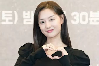 Kontrak Han Sohee Tak Diperpanjang, Lotte Gandeng Kim Ji-won Promosikan Chum Churum