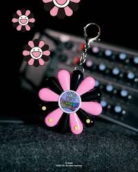 Blackpink Gaet Desainer Takashi Murakami, Rilis Merch Lucu
