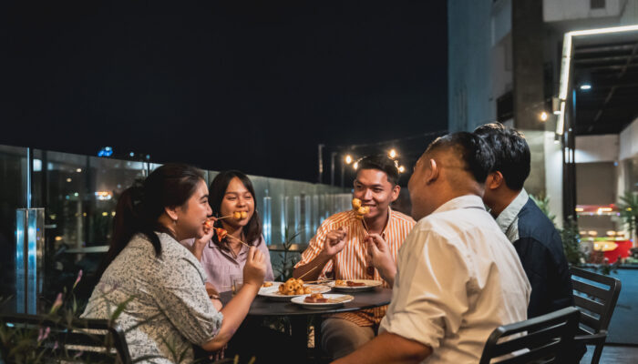 BBQ-an Seru Bareng Bestie di Hotel GranDhika Setiabudi, Cuma Rp98 Ribu Nett!