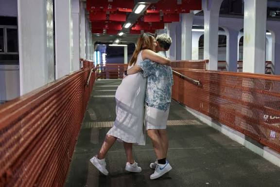 Ditolak di Hongkong, Pasangan Lesbian Nikah via Zoom, Penghulu dari AS, Pesta di Bali