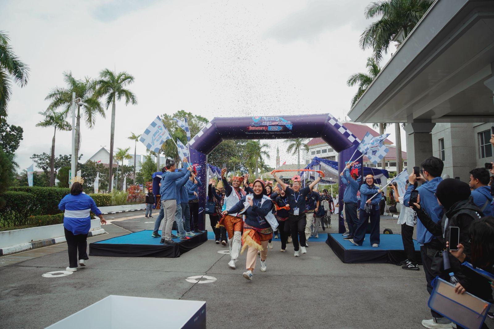 Bank Indonesia Gaungkan Digitalisasi Lewat QRIS Jelajah Budaya Sumatera 2025