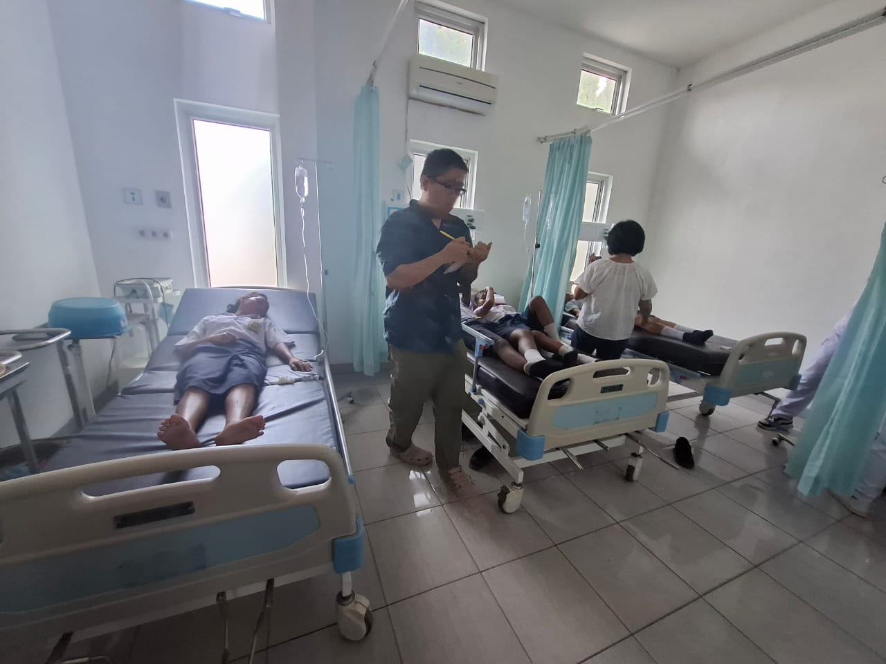 Korban Keracunan MBG di Toba Bertambah, 84 Pelajar SMPN 1 Laguboti dan 2 Pekerja SPPG