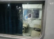 KAI Geram! Kereta Sribilah Dilempar Batu, Penumpang Terluka