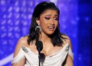 Patah Hati Usai Diselingkuhi Offset, Cardi B Minta Nasehat Shakira